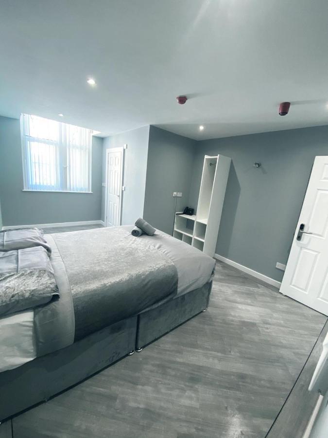Brownlows Inn Liverpool Bagian luar foto