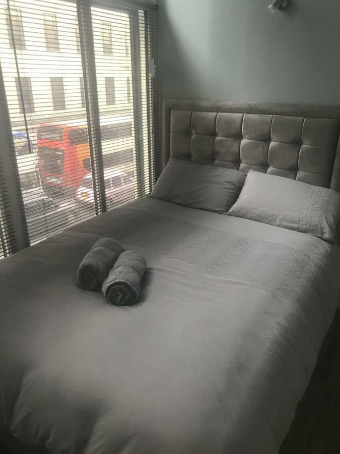 Brownlows Inn Liverpool Bagian luar foto